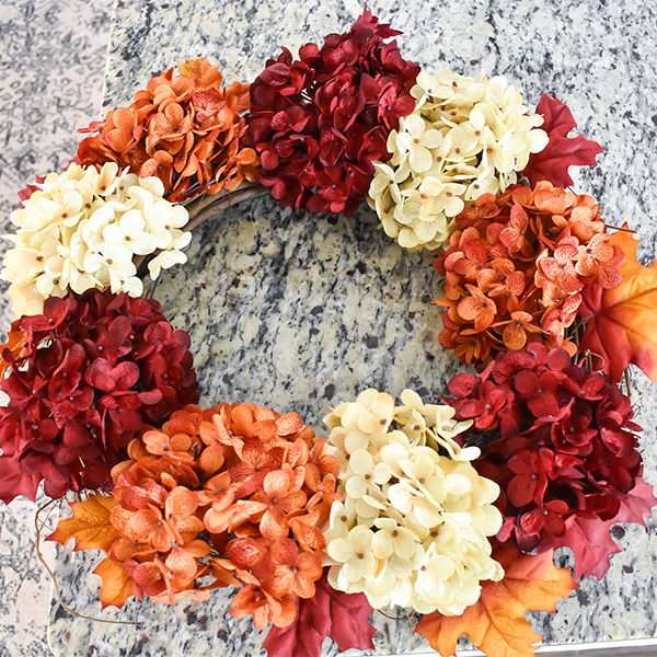 How to Make a DIY Hydrangea Wreath for Fall (An Easy Fall Decor